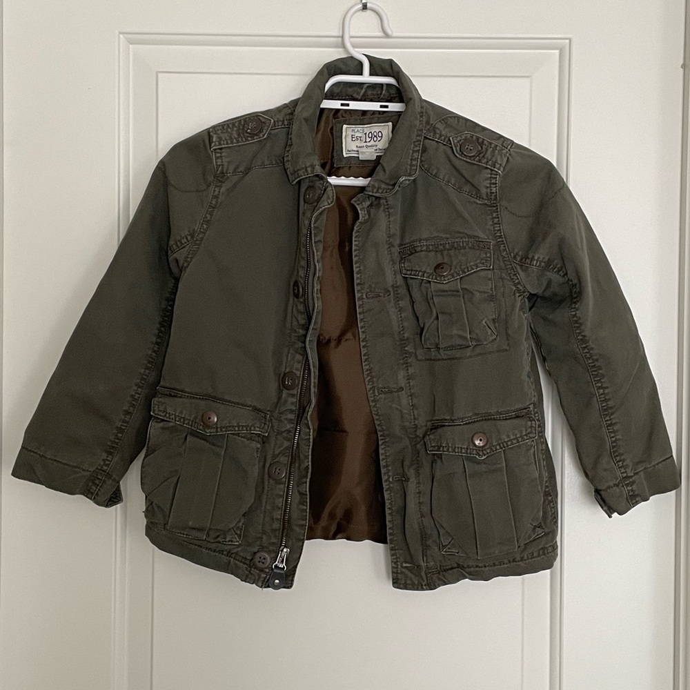 CHILDRENโS PLACE Boys spring/fall Jacket size S